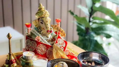 วันไหว้พระพิฆเนศ 2569 แต่ละเดือน เปิดฤกษ์ดี เตรียมขอพร พร้อมคาถาบูชา