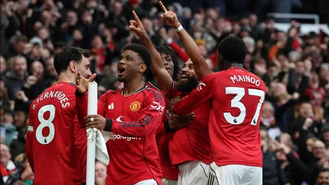 แฟนผีตาลุก "แมนยู" ถกคว้า "ศิษย์เก่า" ร่วมงาน เผยมี 1 กุญแจสำคัญลุ้นทำให้ฝันเป็นจริง