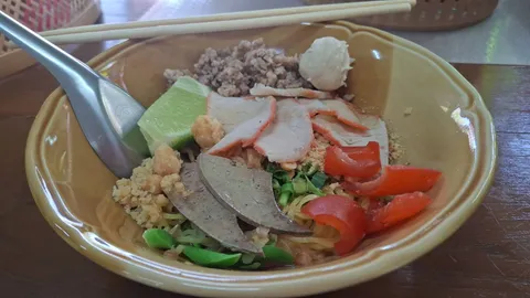 ก๋วยเตี๋ยวสุโขทัยป้าช่วย สูตรเด็ดจากรุ่นย่าสู่รุ่นหลานรสชาติคงเดิมไม่เคยเปลี่ยน