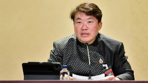 นายกฯ สั่งเฝ้าระวังสถานการณ์โรคติดเชื้อไวรัสนิปาห์ กำชับมาตรการคัดกรองผู้โดยสารที่สนามบินเข้มงวด