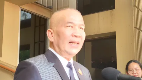 “รุทธพล” รับ สจ.เนย์ หนีออกนอกประเทศแล้ว อีกรายยังเปิดชื่อไม่ได้