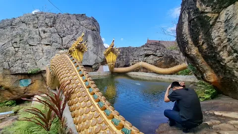 ส่องเลขเด็ดธูปเสี่ยงทาย หนุ่มอธิษฐานขอโชค “ปู่มุจลินท์นาคราช” งวด 1/2/69