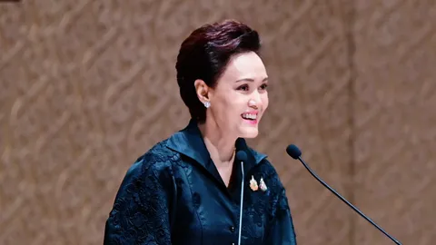 "พาณิชย์" ผนึกกำลังตลาดทุนไทย ดันบริษัทจดทะเบียนใช้สิทธิ FTA  รับมือความผันผวนการค้าโลก