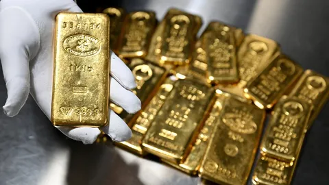 ราคาทองคำพุ่งใกล้ 5,600 ดอลลาร์/ออนซ์ นักลงทุนแห่สินทรัพย์ปลอดภัย เงินเล็งทะลุ 120 ดอลลาร์