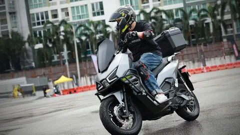 อยากซื้อมอเตอร์ไซค์ไฟฟ้าควรรู้อะไรบ้าง ชวนเช็ก 5 ข้อก่อนเช่าซื้อจักรยานยนต์ EV