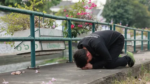 สดุดี 2 นายทหารพลีชีพจากเครื่องบินตก ชี้การเสียสละคือรากฐานความมั่นคงชาติ