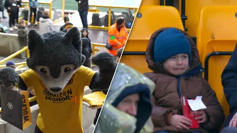 วูล์ฟส์จัดเซอร์ไพรส์ใหญ่ มอบนักเก็ตกล่องโต-ของที่ระลึก แบบอบอุ่นหัวใจ