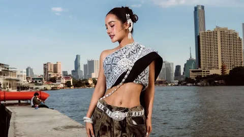 ปรากฏการณ์ชุดไทยฟีเวอร์ "กระแต" รวมพลังคนไทยห่มสไบ ลุยถ่ายคอนเทนต์ “Bangkok City”