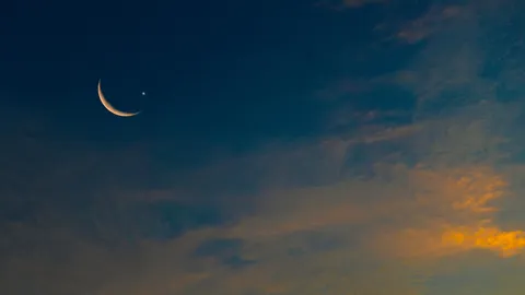 "จุฬาราชมนตรี" ประกาศดูดวงจันทร์ 18 ก.พ. กำหนดเดือนรอมฎอน 2569 เพื่อถือศีลอด