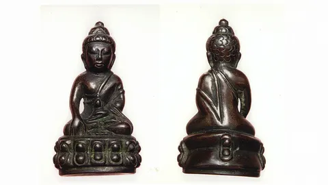 พระกริ่งปวเรศ องค์นาท ภูวนัย