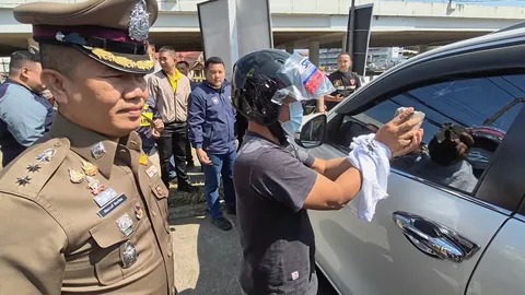 2 โจรนอกแสบ ตามจากแบงก์ ทุบกระจกรถ-ฉกเงินก้อนใหญ่