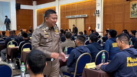 "รองจ๋อ" เปิดประชุมอบรม เพิ่มประสิทธิภาพสืบสวน-ขยายผลคดียาเสพติด ในกทม. รุ่นที่ 1