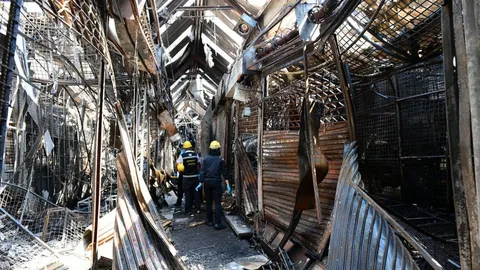 กทม.เร่งเยียวยา ผู้ค้าจตุจักร 11,400 บาทต่อครอบครัว ศุกร์นี้พร้อมเปิดส่วนที่ไม่กระทบ