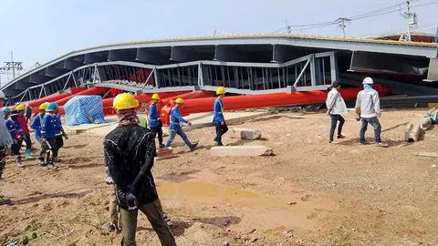 "ซิโน-ไทย" แจงเหตุ หลังคาโดมถล่ม เกิดจากลมพายุหมุน ยันสร้างได้มาตรฐาน