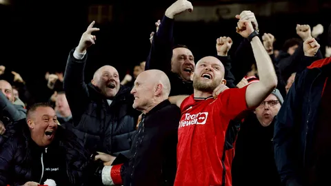 เต็ง 1 มาแรงมาก เปิด 5 ตัวเต็งกุนซือใหม่ "แมนยู" หลังผู้ท้าชิงหายไป 1 คนแล้ว