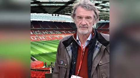 ปมร้อนลามสนาม! แข้งแมนยู ช็อกคำพูดหลัง เซอร์ จิม ปมซัดผู้อพยพยึด UK