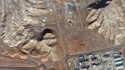 ภาพถ่ายดาวเทียมเผย อิหร่านเสริมฐานใต้ดินใกล้โรงงานนิวเคลียร์