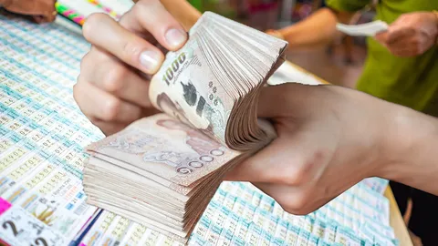 3 วันเกิดดวงโชคลาภเปิด หลังดาวเสาร์ย้าย 13 ก.พ. 69 หยิบจับอะไรเป็นเงินเป็นทอง