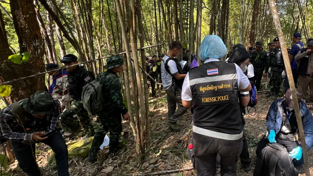 ปะทะเดือด ทหารวิสามัญแก๊งคนร้าย เสียชีวิต 5 ศพ ขณะลอบขน "ยาเสพติด" เข้าไทย