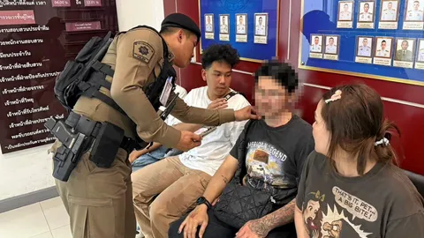 ใส่ทองเส้นโต 10 บาทเสร็จโจร เสี่ยปากน้ำโพ ขณะนั่งตุ๊กตุ๊ก 7.5 แสนสูญวับ