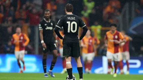 ผลบอลเมื่อคืน ยูเวนตุส พ่ายยับ กาลาตาซาราย เพลย์ออฟ UCL นัดแรก