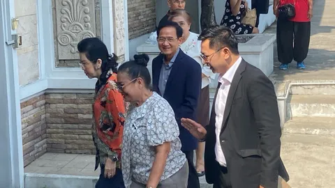 “สมชาย” เยี่ยม “ทักษิณ” แจงปม “ยศชนัน” ลูกชาย ไม่นั่ง รมต. ในรัฐบาลภูมิใจไทย