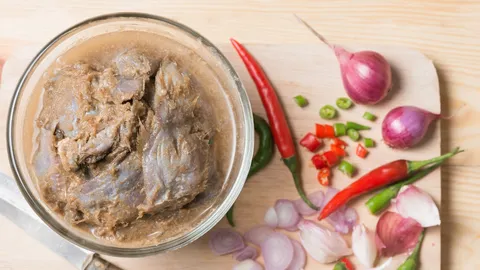 เปิดที่มา "ปลาร้า" มรดกก้นโหลจากภูมิปัญญา สู่ซอฟต์พาวเวอร์อาหารอีสานระดับโลก