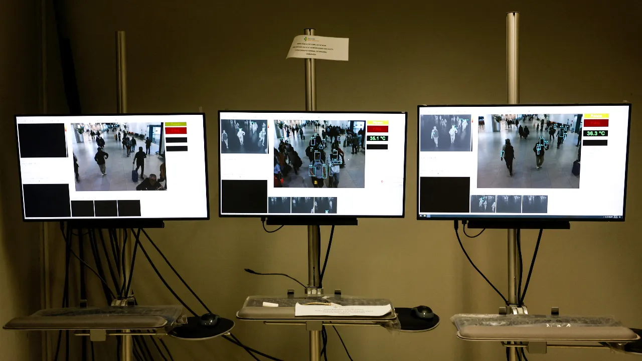 สิงคโปร์คลายมาตรการรับมือ "ไวรัสนิปาห์" ยุติคัดกรองอุณหภูมิสนามบิน หลังสถานการณ์เริ่มทรงตัว