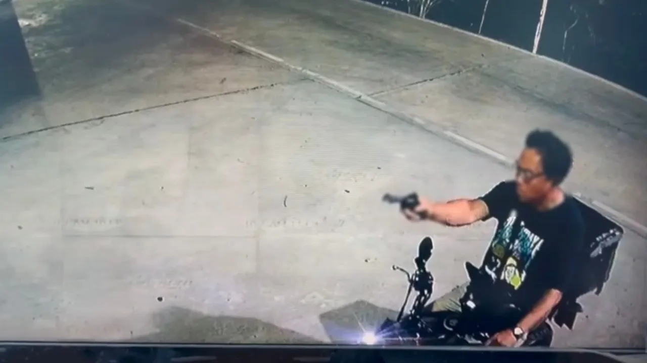 เหยื่อ "หนุ่มกร่าง" โผล่แจ้งความเพิ่ม ถูกชักปืนยิงใส่ กระสุนเฉี่ยวแขน