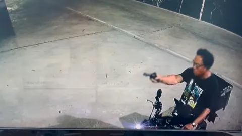 เหยื่อ "หนุ่มกร่าง" โผล่แจ้งความเพิ่ม ถูกชักปืนยิงใส่ กระสุนเฉี่ยวแขน