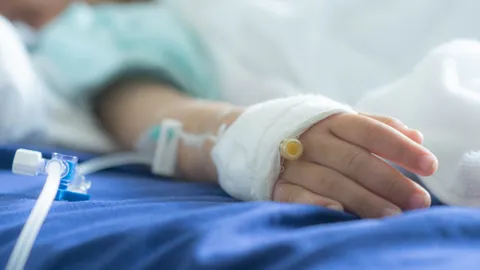 รู้จัก “โรคไอพีดี” ภัยเงียบคร่าชีวิตเด็กเล็ก ป้องกันได้ด้วยวัคซีน แต่ทำไมรัฐยังไม่จ่ายฟรีถ้วนหน้า