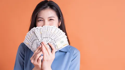 สีเสื้อมงคลวันหวยออก 1/3/69 หวยออกวันอาทิตย์ ใส่เสื้อสีอะไร เรียกทรัพย์