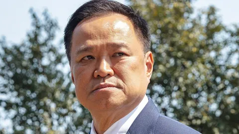 วิเคราะห์การเมือง : คิวใหญ่รอให้มา "แบก"