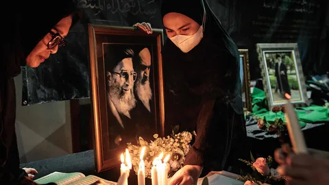 โลกป่วนจลาจล ประท้วงยิว-มะกัน ฆ่า "คาเมเนอี" ปากีสถาน-อิรัก ม็อบฮือลุยสถานทูต