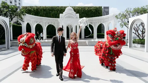 ชมภาพงานแต่ง “บอส ชนกันต์” ควงแฟนสาวนอกวงการ “บี สราลี” วิวาห์สุดชื่นมื่น