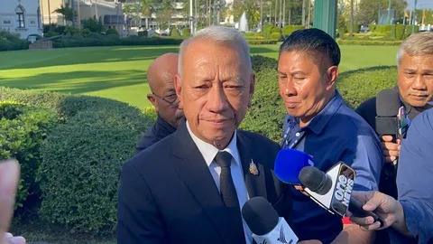 พรุ่งนี้ออกประกาศคมนาคม คุมรถรับจ้าง “พิพัฒน์” ย้ำฉวยโอกาสขึ้นราคา ถูกดำเนินคดี