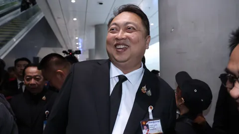 “สุชาติ” ส่งทนายฟ้อง “ไอซ์ รักชนก” เรียกค่าเสียหาย 50 ล้าน ดอกเบี้ยร้อยละ 5 ต่อปี