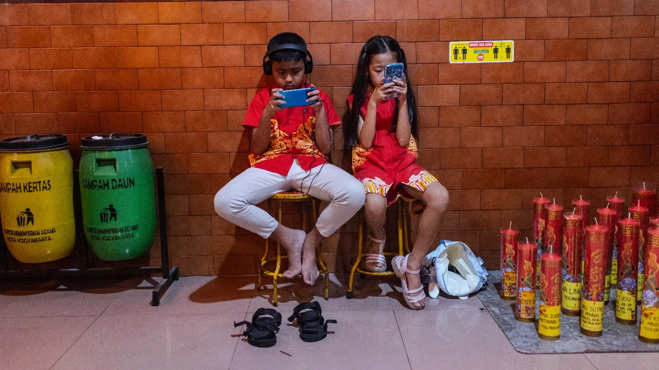 อินโดนีเซียเตรียมสั่งปิดบัญชีโซเชียลเด็กต่ำกว่า 16 ปี เริ่ม 28 มีนาคมนี้