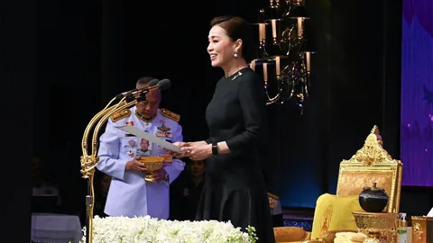 สมเด็จพระนางเจ้าฯ พระบรมราชินี ทรงแนะสตรีต้องปรับตัวให้เท่าทันบริบทใหม่ในทุกมิติ