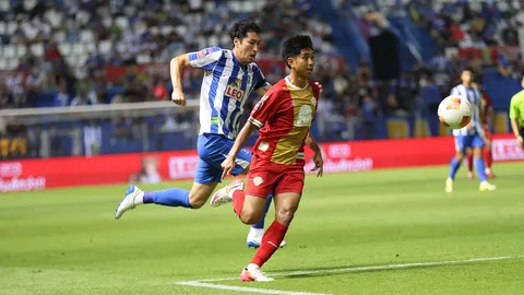 ผลบอลวันนี้ "ชลบุรี" บุกชนะ "บีจี" คาบ้าน หนีโซนตกชั้นบนตารางคะแนนไทยลีก 1