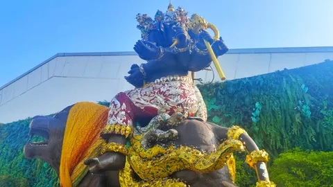 รู้จัก "พระพิฆเนศปางเหรัมภะคณปติ" ราชาแห่งปางทั้งปวง กับวิธีมูให้สำเร็จแบบก้าวกระโดด