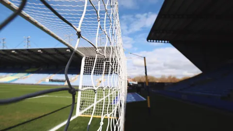 สุดเศร้า "นักฟุตบอลทีมดังอังกฤษ" เสียชีวิต หลังหมดสติระหว่างการแข่งขัน