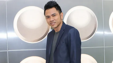 แอ็คมี่ วรวัฒน์ เจ้าของฉายา เทรดเดอร์หมื่นล้านคือใคร   