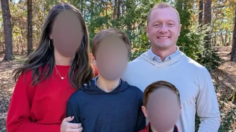 ครูอเมริกันเสียชีวิต หลังแผนแกล้ง "โยนทิชชู่" ของนักเรียนทำให้เกิดอุบัติเหตุไม่คาดฝัน