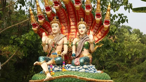 รวมคาถาบูชาพญานาค-ปู่ศรีสุทโธ-ย่าศรีปทุมมา สวดเสริมทรัพย์ รับโชค พร้อมวิธีอธิษฐาน