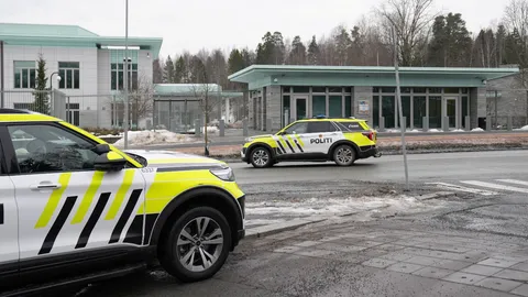 รวบ 3 พี่น้องชาวนอร์เวย์เชื้อสายอิรัก วางระเบิดหน้าสถานทูตสหรัฐฯ ในกรุงออสโล