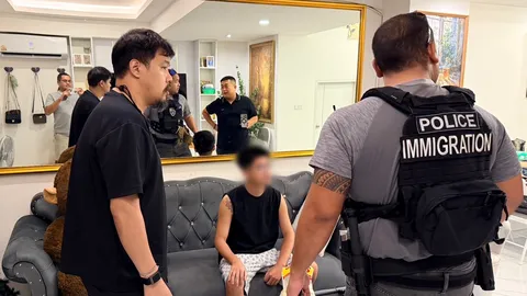 สืบตม.3 รวบ "หนุ่มจีน" ลอบค้า "พอตเค–แก๊สหัวเราะ" ทางออนไลน์พื้นที่พัทยา