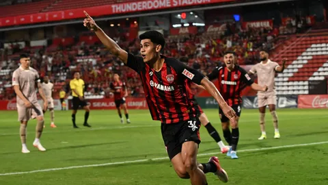 ผลบอลวันนี้ "เมืองทอง" ฮึดสู้ ชนะ "อุทัยธานี" 10 คน มีลุ้นรอดตกชั้นไทยลีก 1