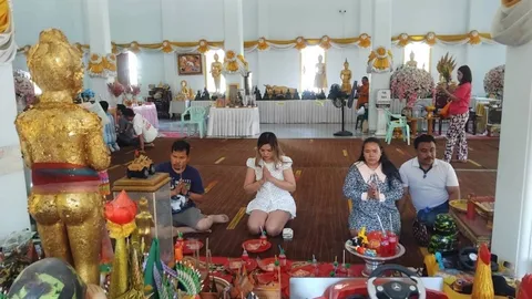 ให้โชคมาแล้ว 3 งวดติด หนุ่มกลับมาแก้บน "ไอ้ไข่" ไม่ลืมขอ "เลขเด็ดงวดนี้" 1/4/69