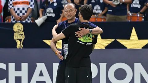 มาแล้ว "เนวิน" ฝากวาทะเด็ด หลังบุรีรัมย์ เข้ารอบรองฯ เมืองไทยคัพ ยังมีลุ้น 5 แชมป์